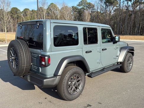 New 2025 Jeep Wrangler Sport S image 9