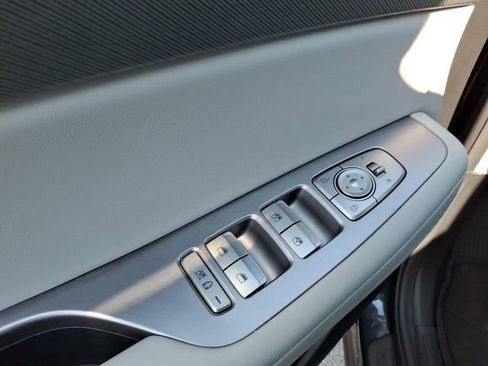 Used 2024 Hyundai Palisade SEL w/ Premium Package image 21