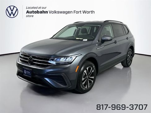 Certified 2022 Volkswagen Tiguan S image 1