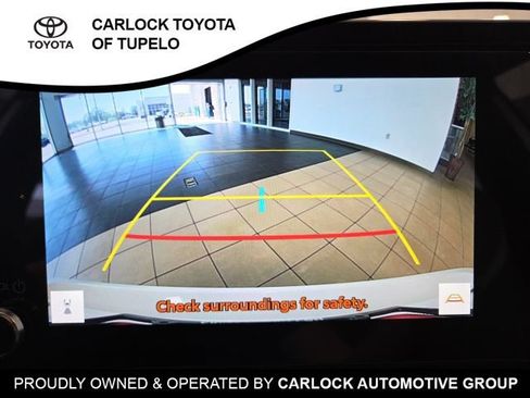 Used 2025 Toyota Camry SE FWD image 29