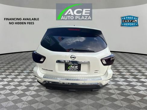Used 2017 Nissan Pathfinder SV AWD/4WD image 6