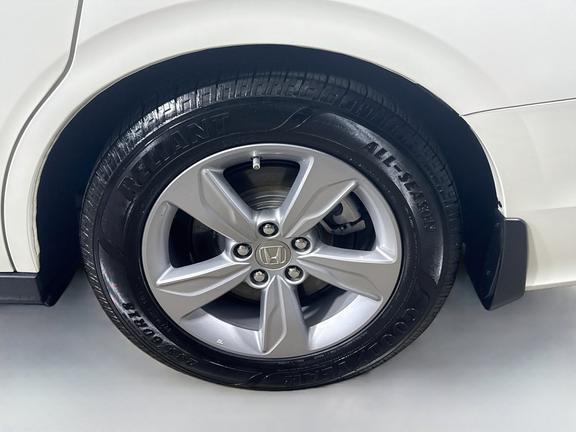 Used 2019 Honda Odyssey EX-L image 30