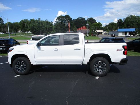 New 2025 Chevrolet Colorado Z71 w/ Z71 Convenience Package 2 image 6