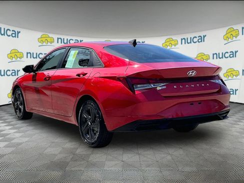 Used 2023 Hyundai Elantra SEL image 4