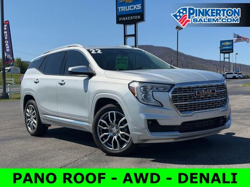 Used 2022 GMC Terrain Denali AWD/4WD image 1