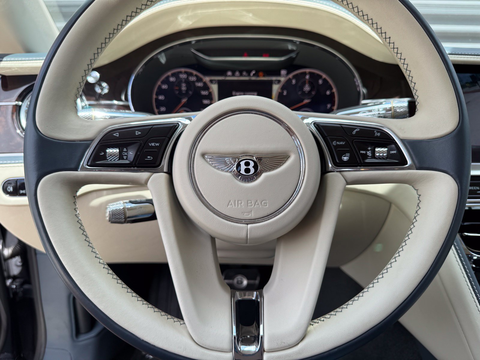 Used 2020 Bentley Flying Spur W12 AWD/4WD image 39