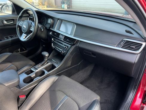 Used 2020 Kia Optima S image 16