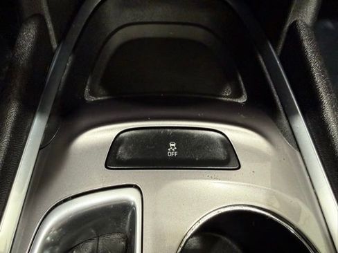 Used 2021 Chevrolet Malibu LT image 36