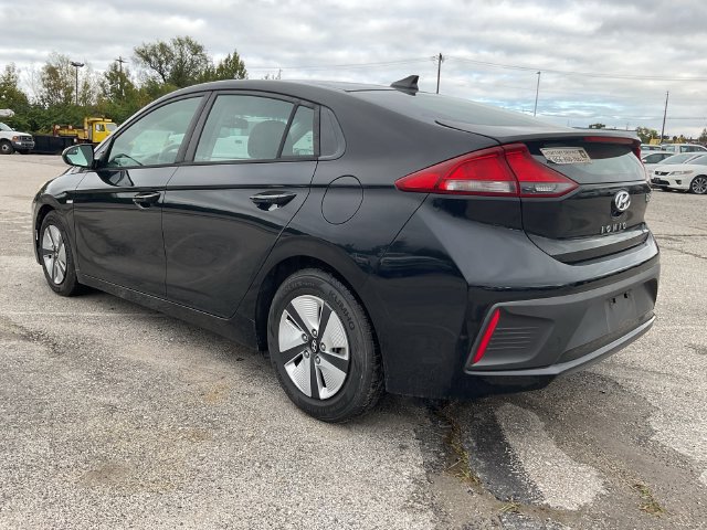 Used 2018 Hyundai Ioniq Blue FWD image 5
