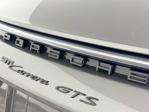 Certified 2024 Porsche 911 Carrera GTS RWD image 28
