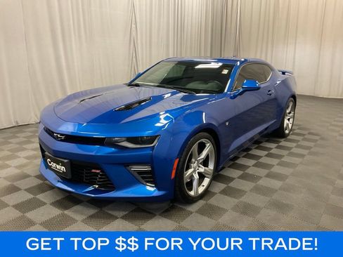 Used 2018 Chevrolet Camaro SS RWD image 3