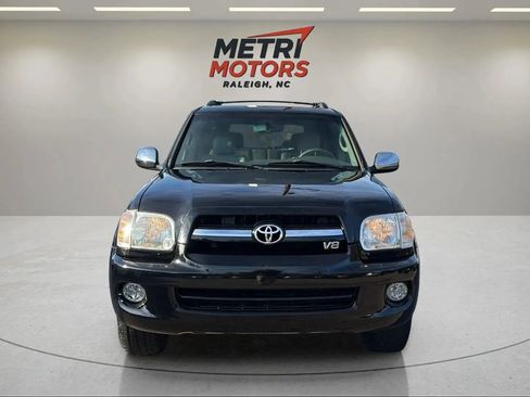 Used 2007 Toyota Sequoia Limited image 2