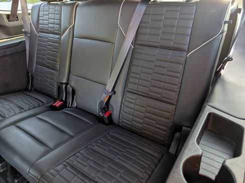 Used 2024 Cadillac Escalade ESV Sport Platinum AWD/4WD image 18
