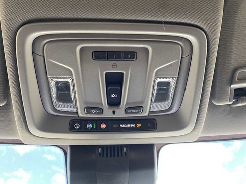 Used 2024 Chevrolet Silverado 1500 LT Trail Boss w/ Convenience Package II AWD/4WD image 27