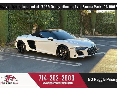 Used 2020 Audi R8 V10 w/ 20" Wheel Package image 4
