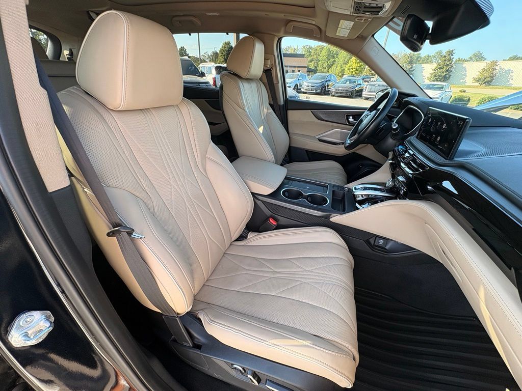 Used 2025 Acura MDX w/ Advance Package AWD/4WD image 32