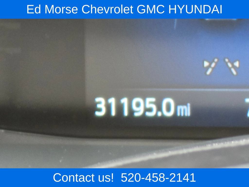 Used 2025 Ford Escape ST-Line AWD/4WD image 17