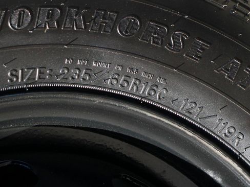 Used 2015 Ford Transit 150 148 Medium Roof image 43