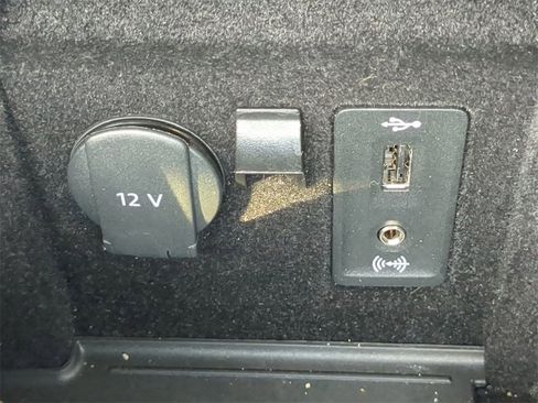 Used 2019 Porsche Panamera GTS image 24