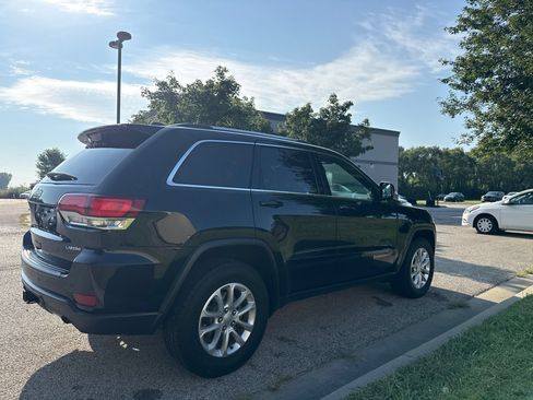 Used 2021 Jeep Grand Cherokee Laredo X AWD/4WD image 5