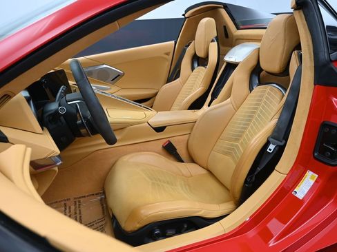 Used 2022 Chevrolet Corvette Stingray w/ Z51 Performance Package image 22