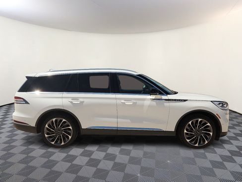 Used 2020 Lincoln Aviator Reserve w/ Equipment Group 202A AWD/4WD image 5
