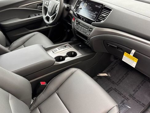 New 2026 Honda Ridgeline RTL image 17