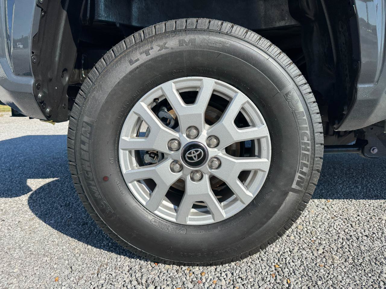 Used 2024 Toyota Tacoma SR5 RWD image 12