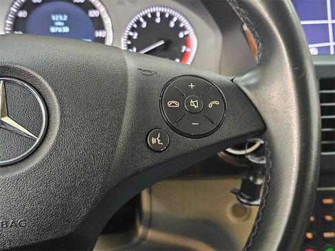 Used 2012 Mercedes-Benz GLK 350 GLK 350 image 31