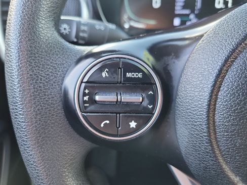 Used 2024 Kia Soul LX w/ Option Group 015 image 7