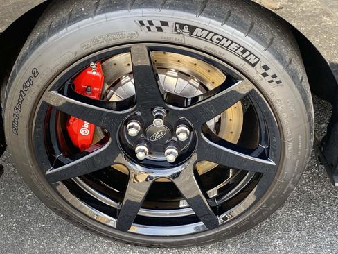 Used 2016 Ford Mustang Shelby GT350R w/ GT350R Equipment Group 920A image 27