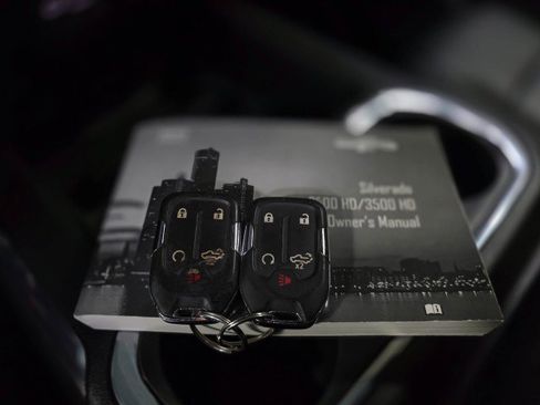 Used 2022 Chevrolet Silverado 3500 LTZ image 43