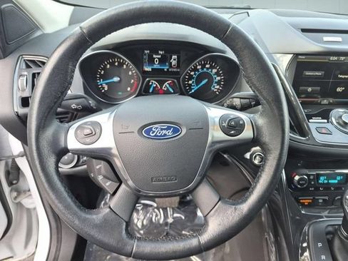 Used 2015 Ford Escape Titanium w/ Equipment Group 301A FWD image 19