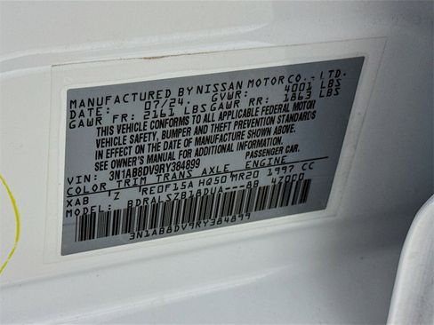 Used 2024 Nissan Sentra SR w/ SR Premium Package image 31