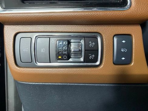 Used 2023 Lincoln Navigator Reserve w/ Equipment Group 201A AWD/4WD image 26