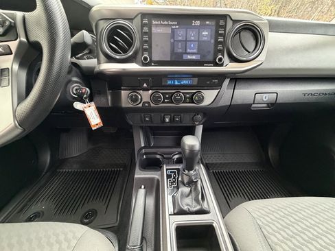 Used 2022 Toyota Tacoma SR5 image 16