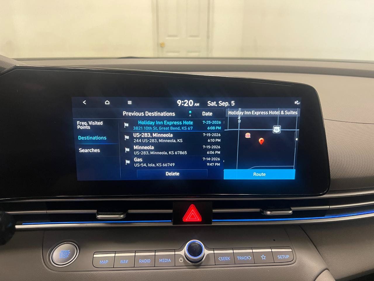Used 2025 Hyundai Elantra SEL FWD image 37