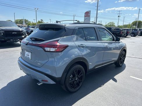Used 2024 Nissan Kicks SR w/ SR Premium Package image 16