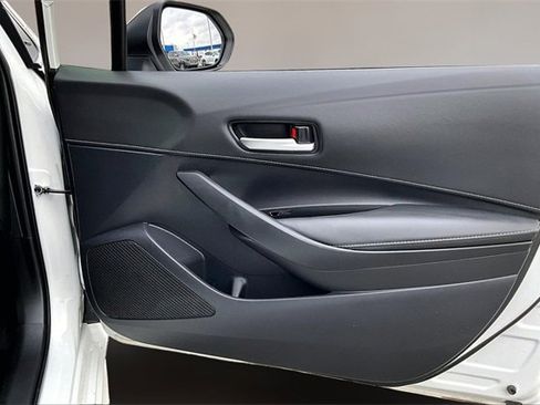 Used 2024 Toyota Corolla SE image 25