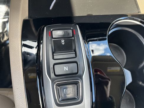 Used 2019 Honda Pilot Touring image 65