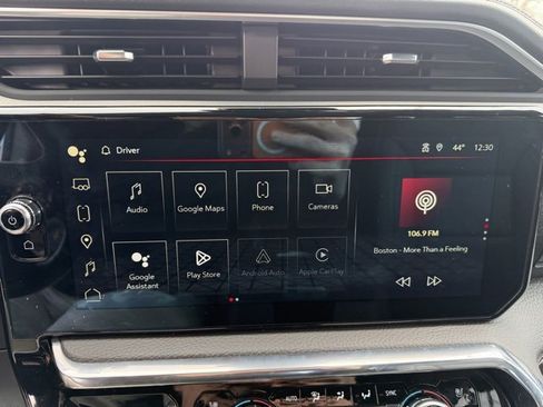 Used 2024 GMC Sierra 3500 Denali w/ Denali Reserve Package image 29