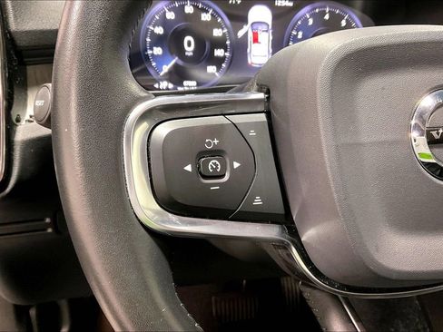 Used 2020 Volvo XC40 T5 Inscription w/ Protection Package Premier image 24