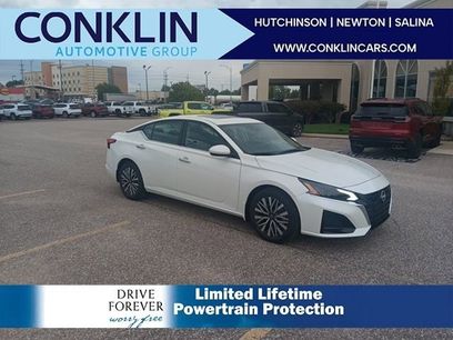 New 2025 Nissan Altima 2.5 SV w/ SV Premium Package