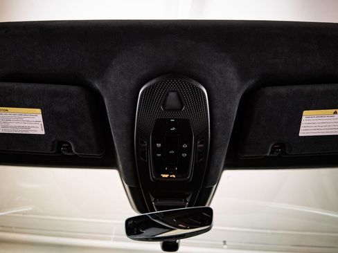 Used 2024 Porsche Cayenne S AWD/4WD image 21