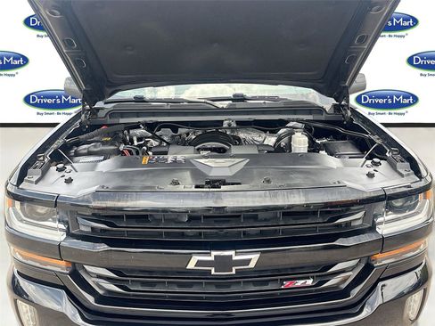 Used 2018 Chevrolet Silverado 1500 LT w/ Midnight Edition AWD/4WD image 28
