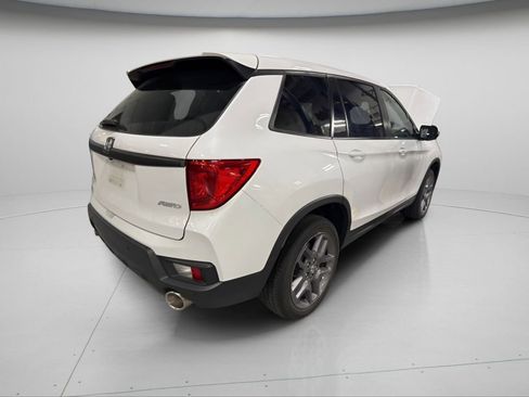 Used 2023 Honda Passport EX-L image 4
