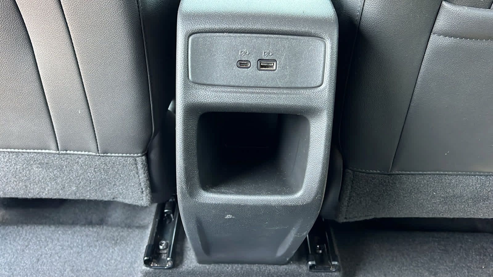 Used 2025 Chevrolet Trax RS w/ Driver Confidence Package FWD image 25