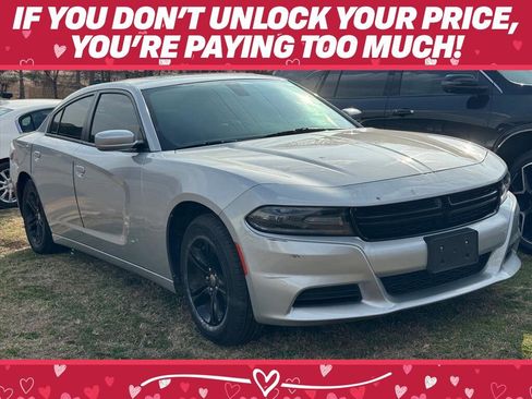 Used 2019 Dodge Charger SXT w/ Leather Interior Group image 1
