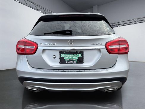 Used 2017 Mercedes-Benz GLA 250 4MATIC image 6