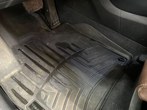 Used 2019 Kia Sorento SX image 13